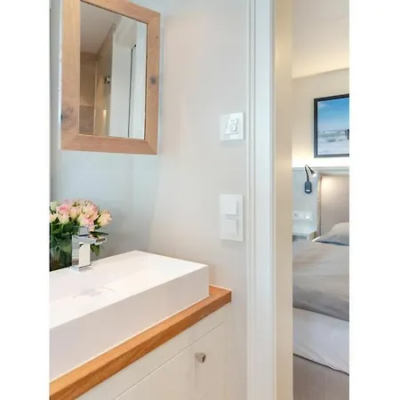 Poseidon Comfortable Holiday home *
